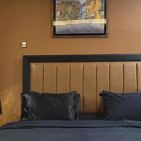 Goldcrest Luxury Apartments Lahaur Zewnętrze zdjęcie