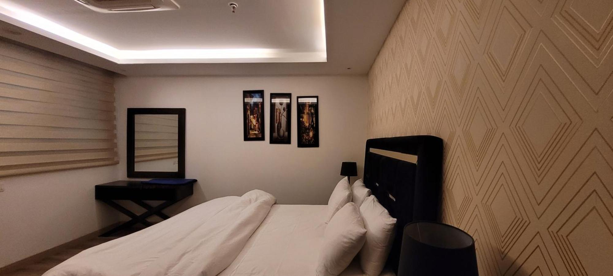 Goldcrest Luxury Apartments Lahaur Zewnętrze zdjęcie