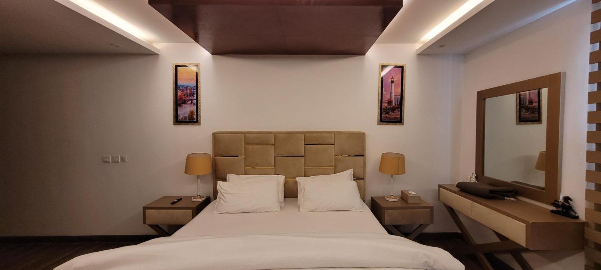 Goldcrest Luxury Apartments Lahaur Zewnętrze zdjęcie